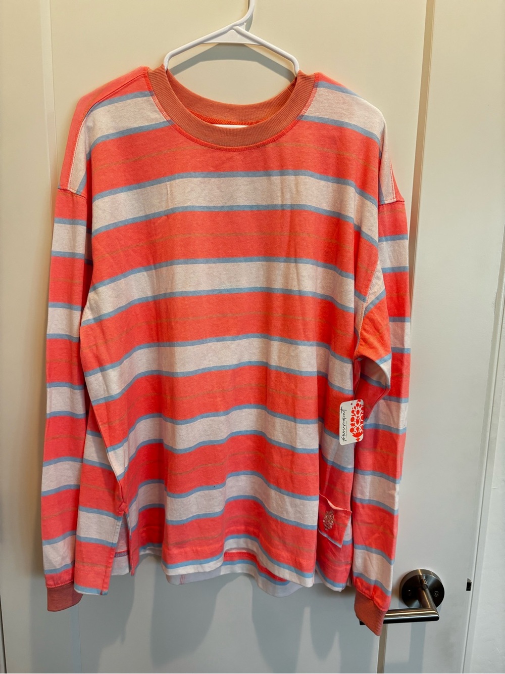 Free People Movement Hustle Layer t-shirt - Size Medium NWT - Picture 2 of 5